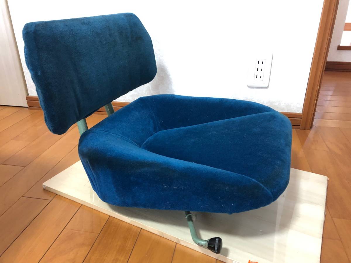 電気機関車 運転席 椅子 座席 鉄道部品 廃品 JNR 国鉄 EF65/EF81/EF66/EF64