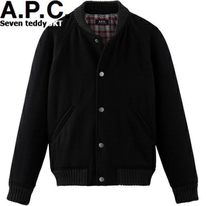 A.P.C. ブラック スタジャン XS A.P.C.からショート丈の黒ブルゾン