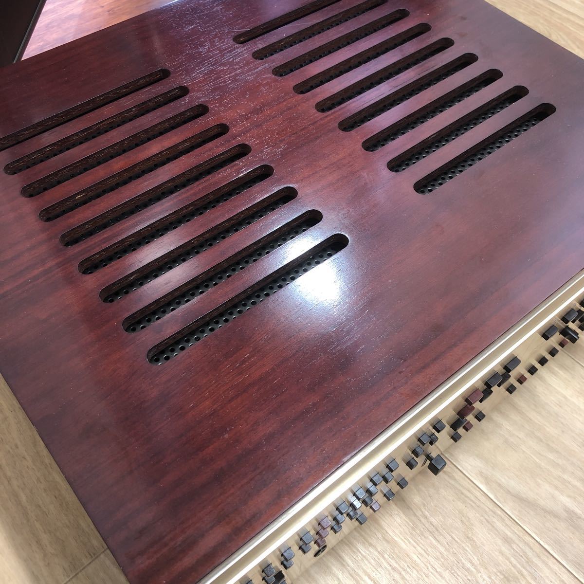 Accuphase C-240 アキュフェーズ プリアンプ 0 1 へ → 2P 電源