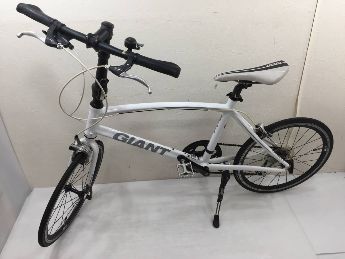  GIANT ジャイアント IDIOM 20インチ 自転車 ミニベロ イディオム 8速(小径車（折り畳み、分割機構なし）)｜売買されたオークション情報、yahooの商品情報をアーカイブ公開 - オークファン 小径車（折り畳み、分割機構なし）