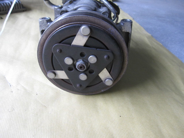 プジョー 307 SW GH-3EHRFN エアコンコンプレッサー