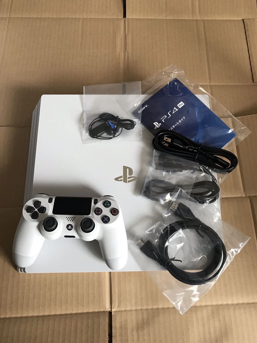 PS4 Pro CUH-7200B譲ります！（使用感かなりあり、BDドライブ使用 