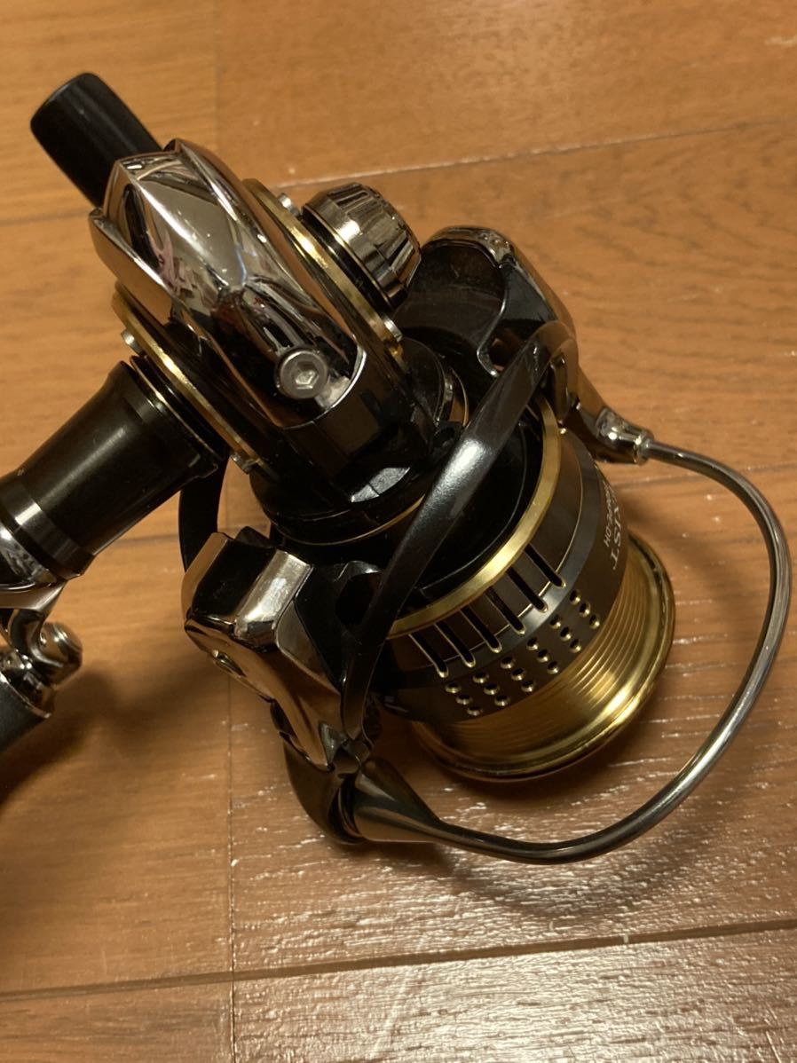 ダイワ DAIWA 15 イグジスト EXIST 2506PE-DH 中古美品 回転良好 ダイワ DAIWA 15 イグジスト EXIST 2506PE-DH 中古美品 回転良好