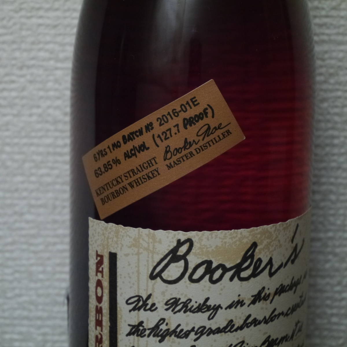 数量限定，最新作 【未開栓】ブッカーズ BOOKER'S 2016年 63.85% 木箱付き