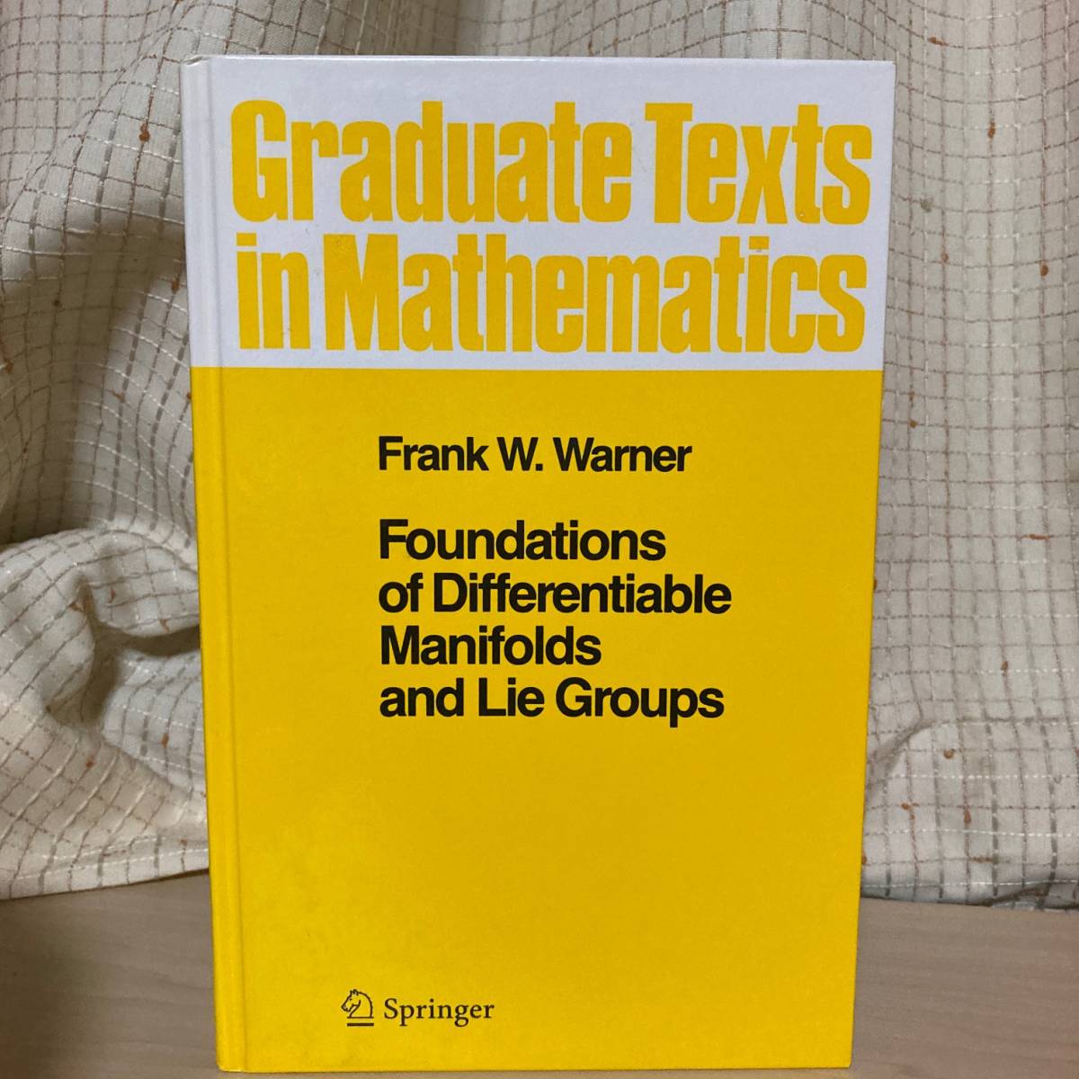Springer | Foundations of Differentiable Manifolds and Lie Groups