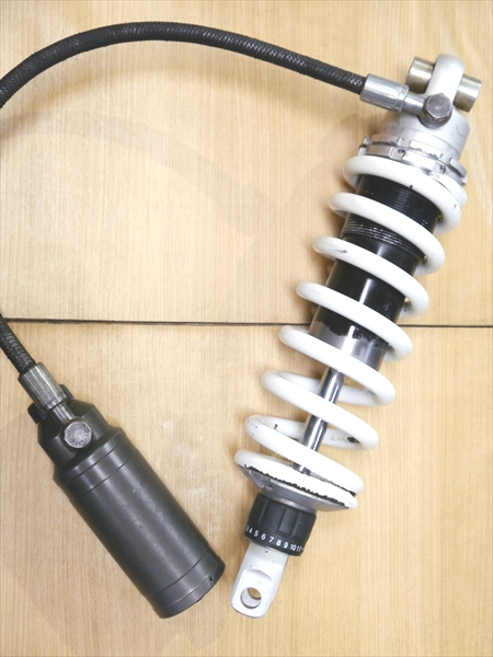 WP ホワイトパワー FZR1000 3GM よりリアサス ショック FZ750 FZR750