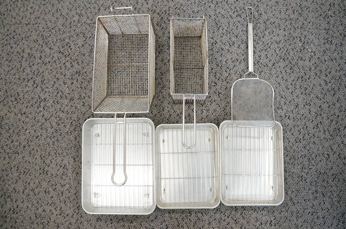 人気セール，お買い得 ステンレス ポテトフライヤー大/小2点 カス上げ 角バット等 揚かご 油切 バスケット揚げ物 天ぷら フライ(フライヤー)｜売買されたオークション情報、yahooの商品情報をアーカイブ公開 - オ フライヤー