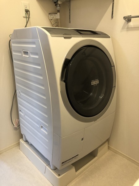 日立 電気洗濯乾燥機 BD-ST9700R ドラム式洗濯乾燥機 右開き ビッグ