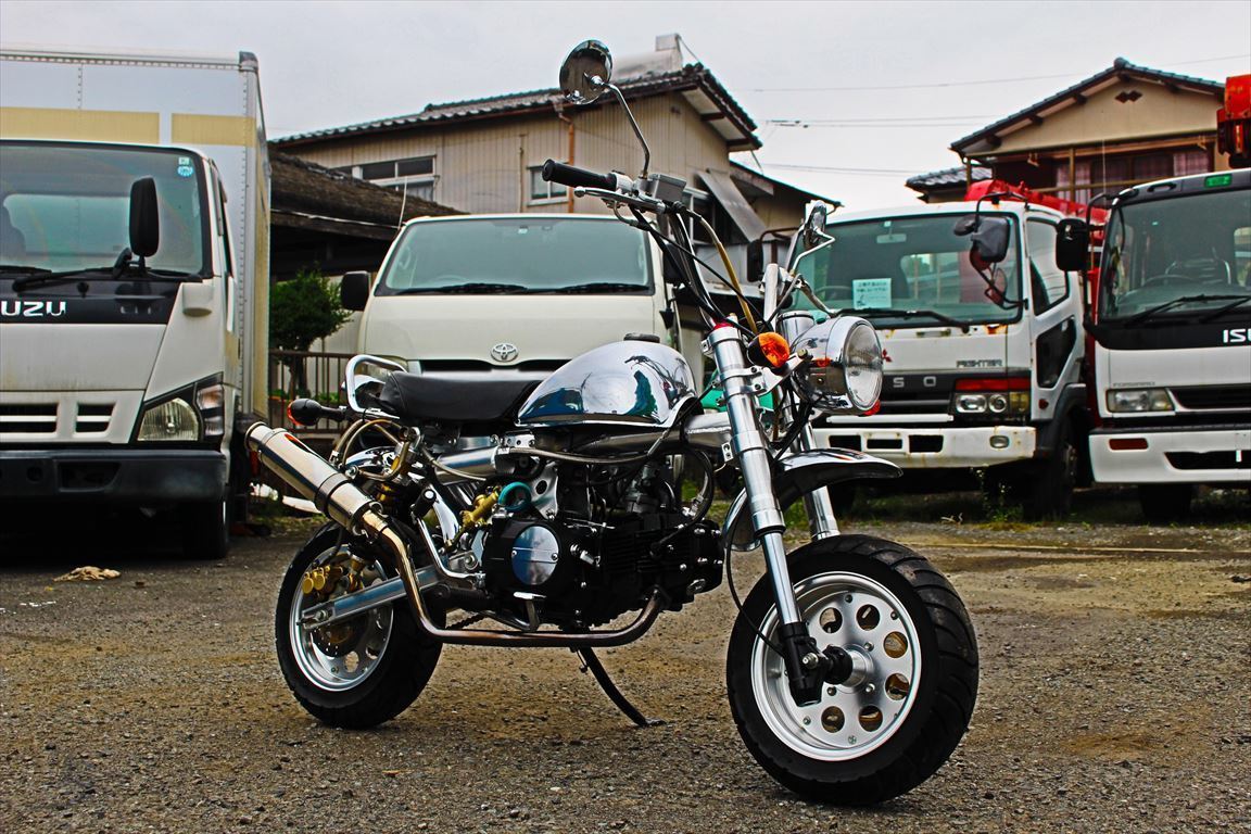 新品ベットを譲ります モンキー風キットバイク キットバイクTYPE－A・レッド90cc