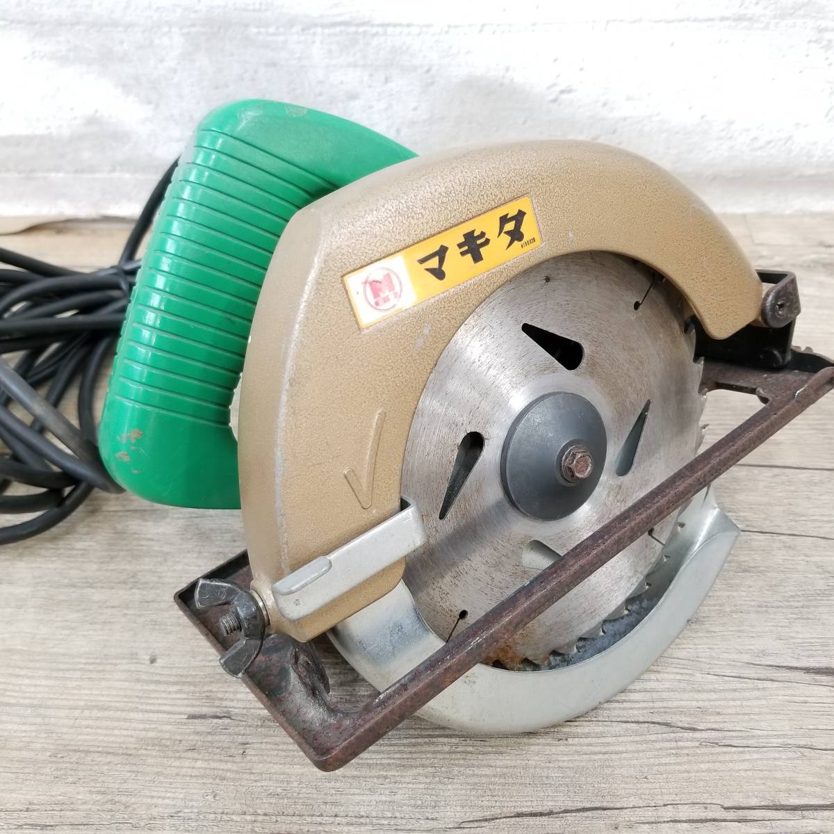 makita マキタ 電気マルノコ 電動 丸ノコ 7型 M5800A 170㎜～180㎜ 電気ブレーキ付 電動 工具 日曜大工 DIY 北NS3