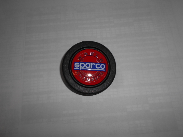 【数量限定，2025】 SPARCO WORLD CHAMPION ホーンボタン Rare品 送料別途(ステアリング)｜売買されたオークション情報、yahooの商品情報をアーカイブ公開 - オークファン その他