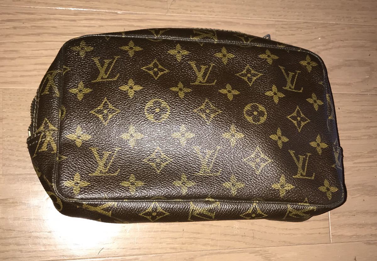 新作登場，100%新品 正規品 ルイ ヴィトン Louis Vuitton トゥルース トワレット 23 コスメポーチ クラッチ セカンド モノグラム 化粧ポーチ(ポーチ)｜売買されたオークション情報、yahooの商品情報をアーカイブ公開 かばん、バッグ