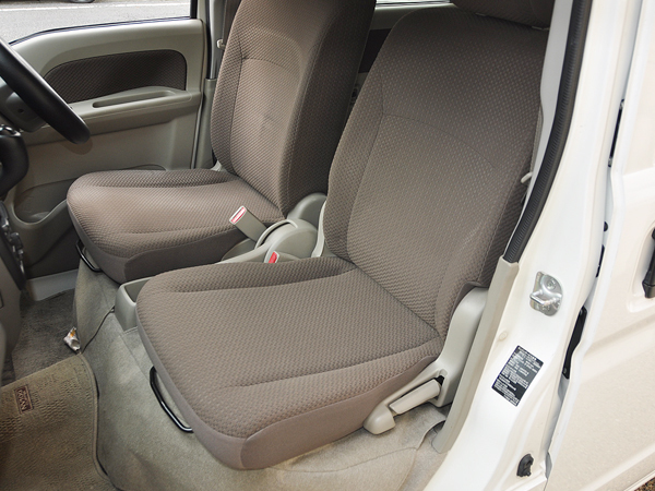 美車 日産 NV100クリッパーバン グレードGX ハイルーフ【無事故・実走行】車検令和3年12月迄★売切_9