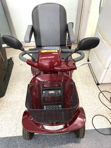 シニアカーのYahoo!オークション(旧ヤフオク!)の相場・価格を見る