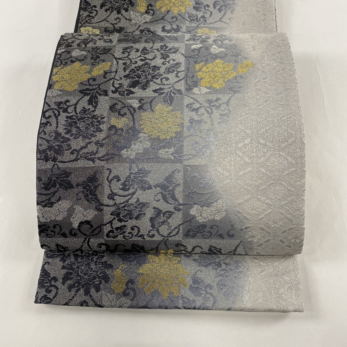 袋帯 名品 花唐草 鳥 染め分け ぼかし 藍色 全通 正絹｜中古 袋帯 美