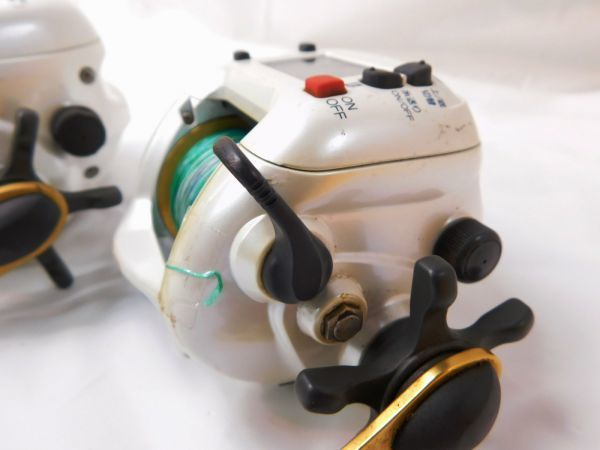 561☆電動リール 2点セット☆SHIMANO 1000EV・3000R☆ジャンク