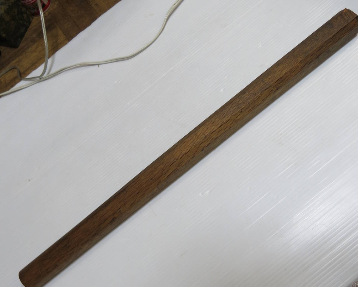 昭和レトロ こん棒 硬い木 八角 丸 用心棒 護身用 重さ460g 長さ60.3cm 古道具やi アイ(武具)|売買されたオークション情報 ...