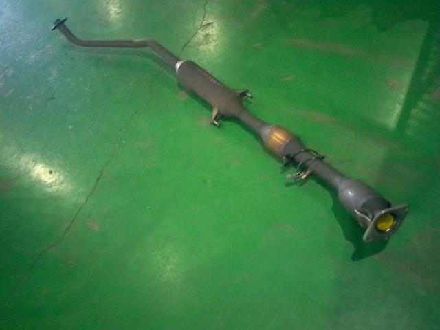 【全国無料，大得価】 プレミオ DBA-ZZT240 フロントマフラー(触媒)｜売買されたオークション情報、yahooの商品情報をアーカイブ公開 - オークファン トヨタ用