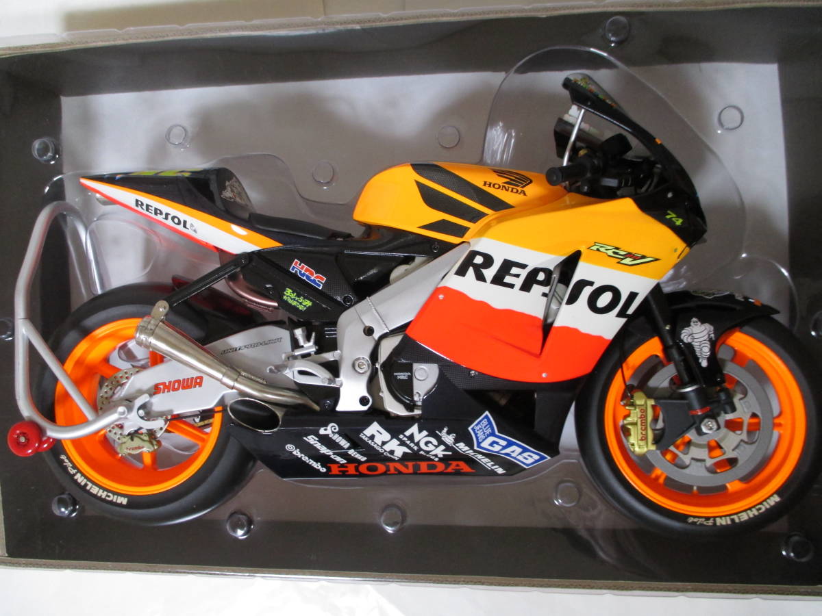 未展示）1/6 レプソルホンダ RC211V Repsol Honda 2003 Valentino
