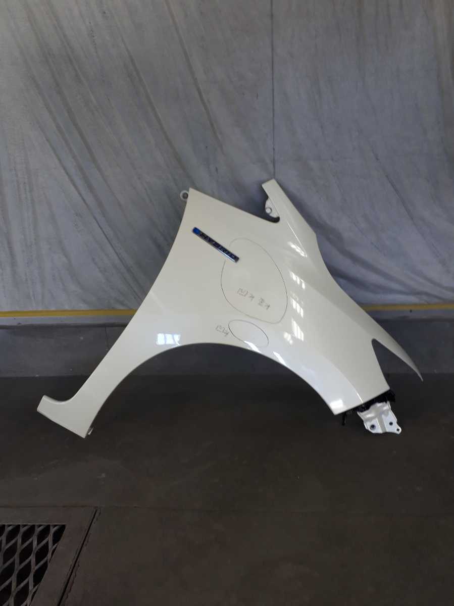 100%新品，新作 フィットハイブリッド GP5/6系 右フロントフェンダー NH875P パール(フロント)｜売買されたオークション情報、yahooの商品情報をアーカイブ公開 - オークファン ホンダ用