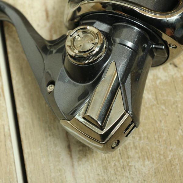 ツインパワー 4000XG 0 | シマノ SW - 4000XGのスペックとインプレ 釣りクラウド 15ツインパワーSW ツインパワーSW SHIMANO シマノ(SHIMANO) ルアりずむ インプレ スピニングリール