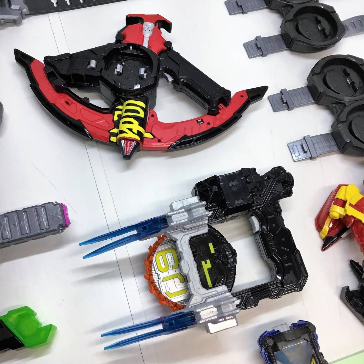 仮面ライダージオウ 変身ベルト DXジクウドライバー DXビヨン