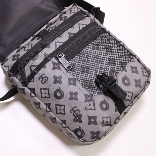 90s OLD STUSSY モノグラム ショルダーバッグ オールド ステューシー