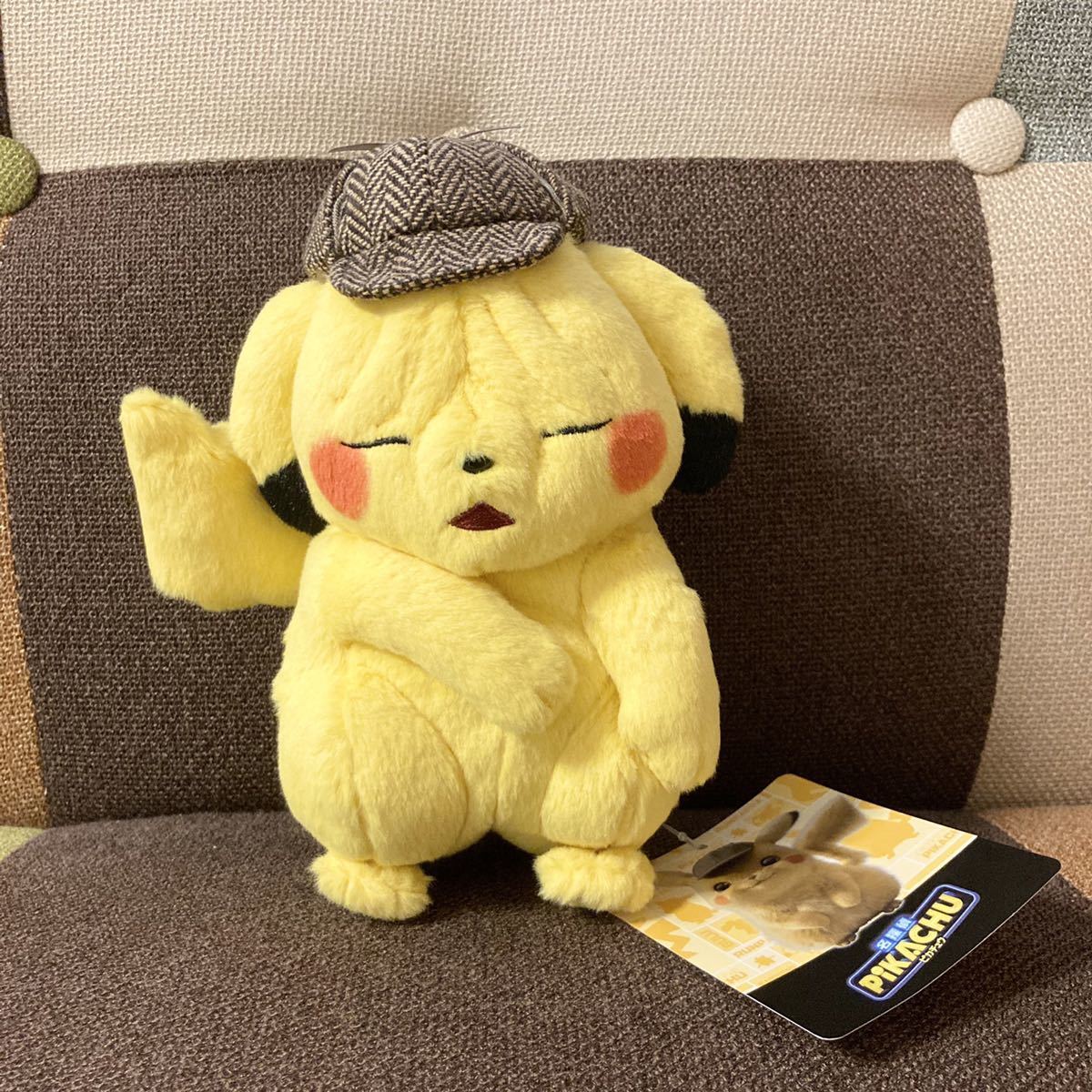映画「名探偵ピカチュウ」しわしわ顔ピカチュウのステッカー 可愛 