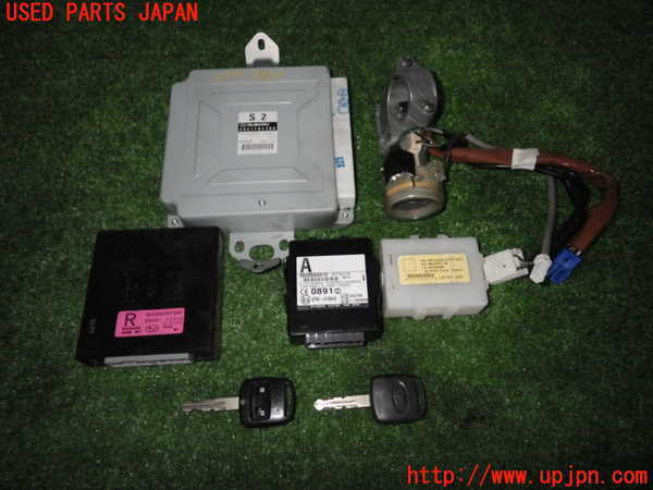 2UPJ-63136110]インプレッサ WRX-STi(GDB) 鷹目（F型）エンジン