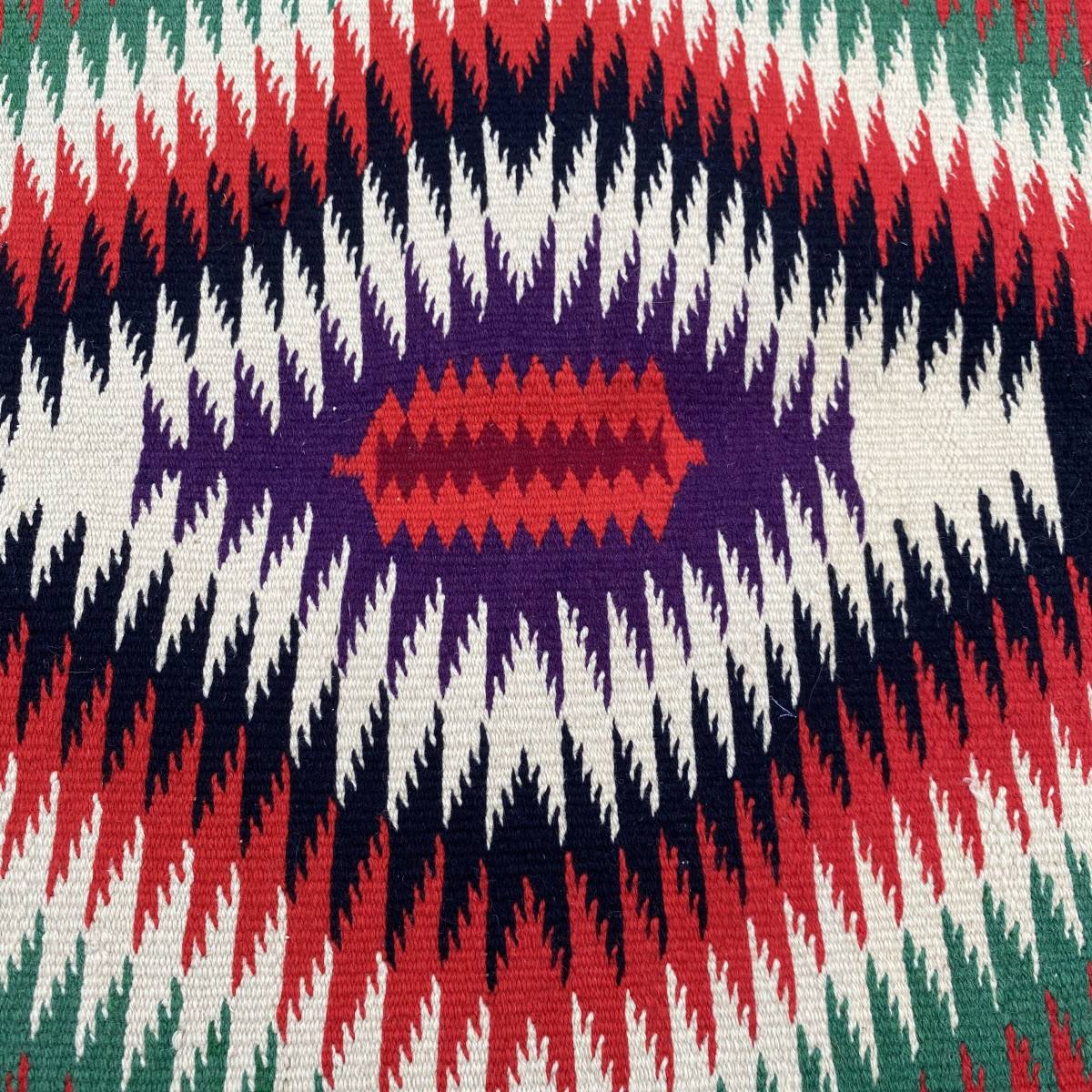 ビンテージ ナバホ ラグ マット ネイティブアメリカン インディアン インテリア Usa 雑貨 アンティーク 0921 その他 売買されたオークション情報 Yahooの商品情報をアーカイブ公開 オークファン Aucfan Com