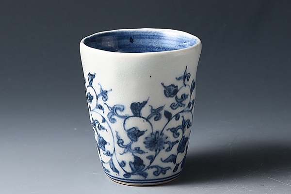ブランド物 5412 ＊美品＊ 松浦コータロー 染付 唐草 杯 手捻り 猪口