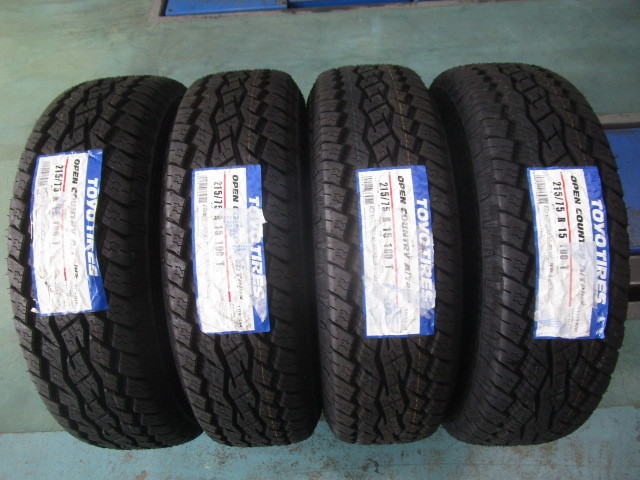OPEN COUNTRY A/T plus 215/75R15 100T】 トーヨータイヤ オープン