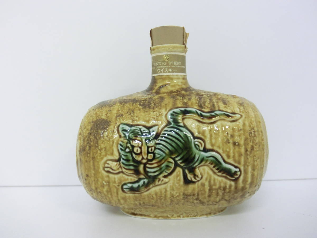 600ml SUNTORY サントリー ローヤル 陶器 干支 うさぎ干支陶器 ROYAL