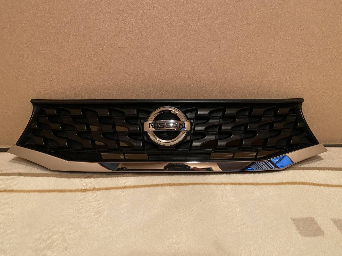 デイズ B21W 前期 純正 フロントグリル _1