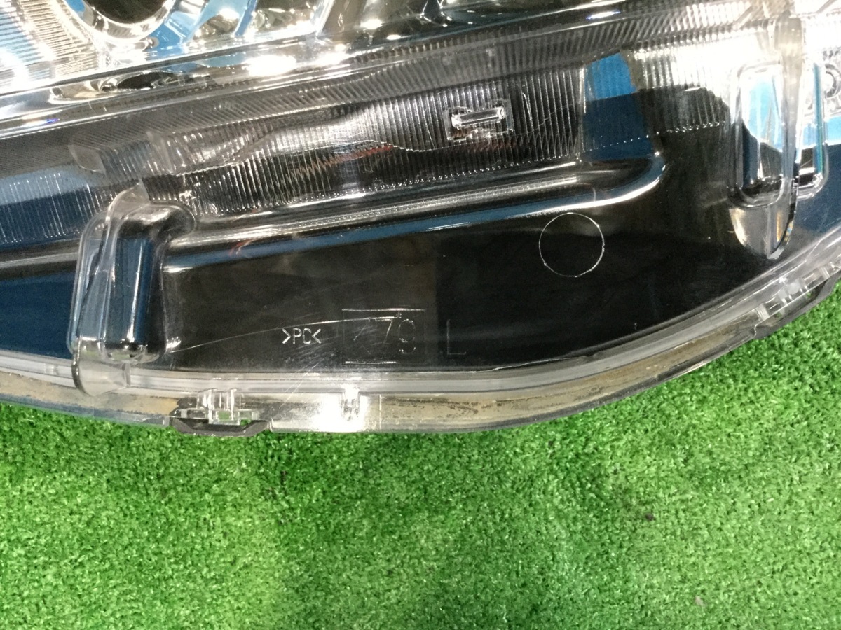 ジャンク品】 ヴェルファイア ANH20W 左ヘッドライト/ヘッドランプ
