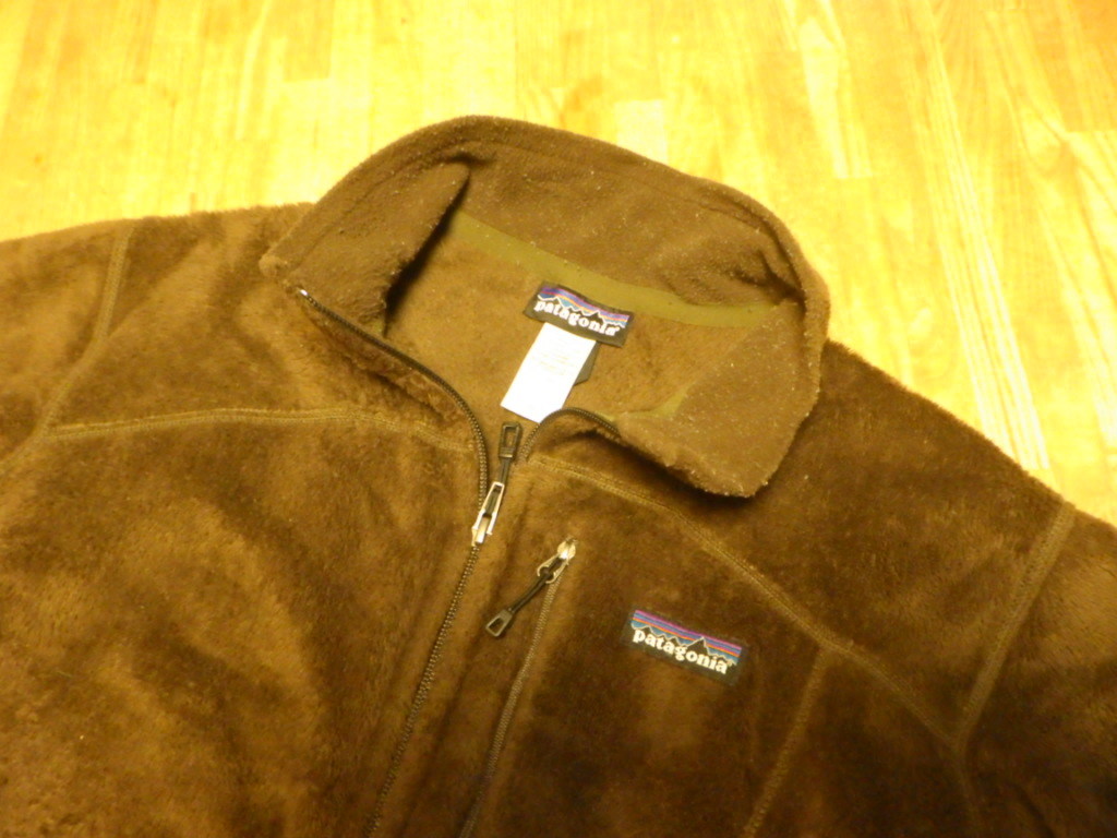 patagonia パタゴニア R2 フリースジャケット - フリース メルカリ 中古・古着通販Patagonia 09年製 2026年最新パタゴニア r2 R2（メンズファッション）の通販 S 希少パタゴニア MARS オリーブブラウン