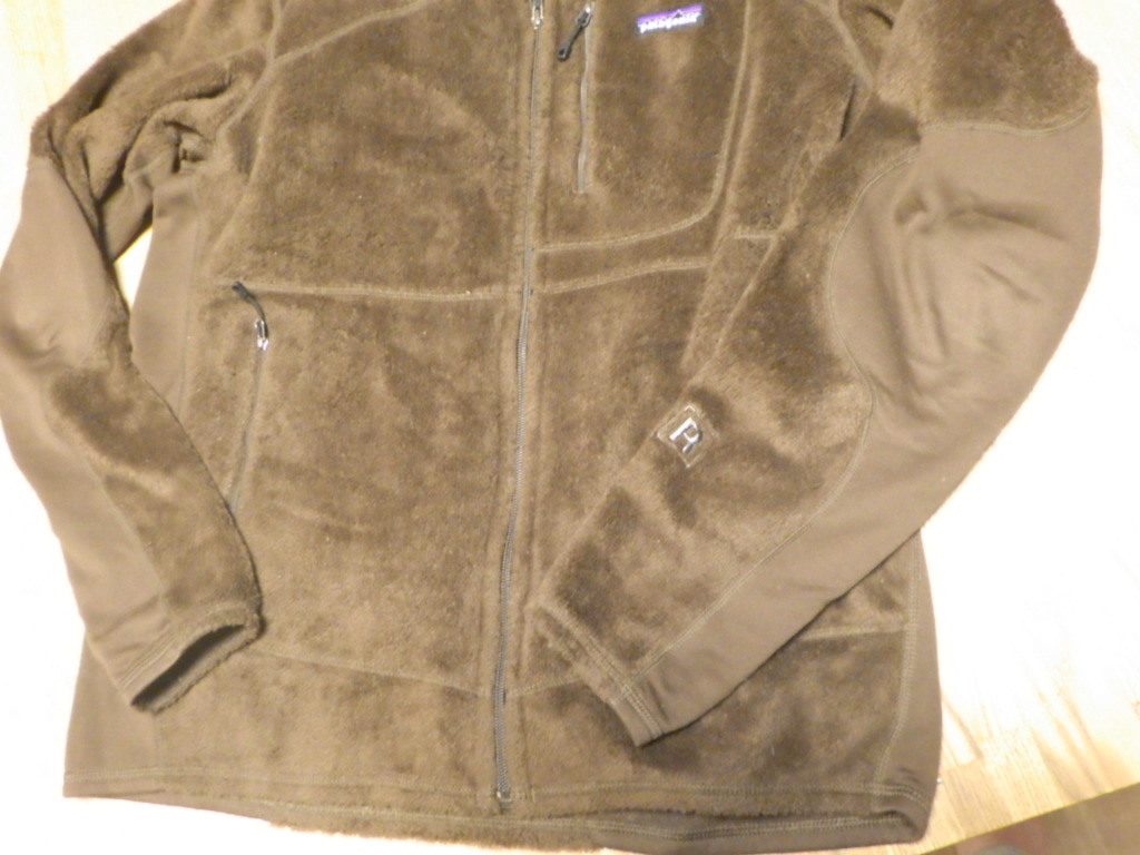 patagonia パタゴニア R2 フリースジャケット - フリース メルカリ 中古・古着通販Patagonia 09年製 2026年最新パタゴニア r2 R2（メンズファッション）の通販 S 希少パタゴニア MARS オリーブブラウン