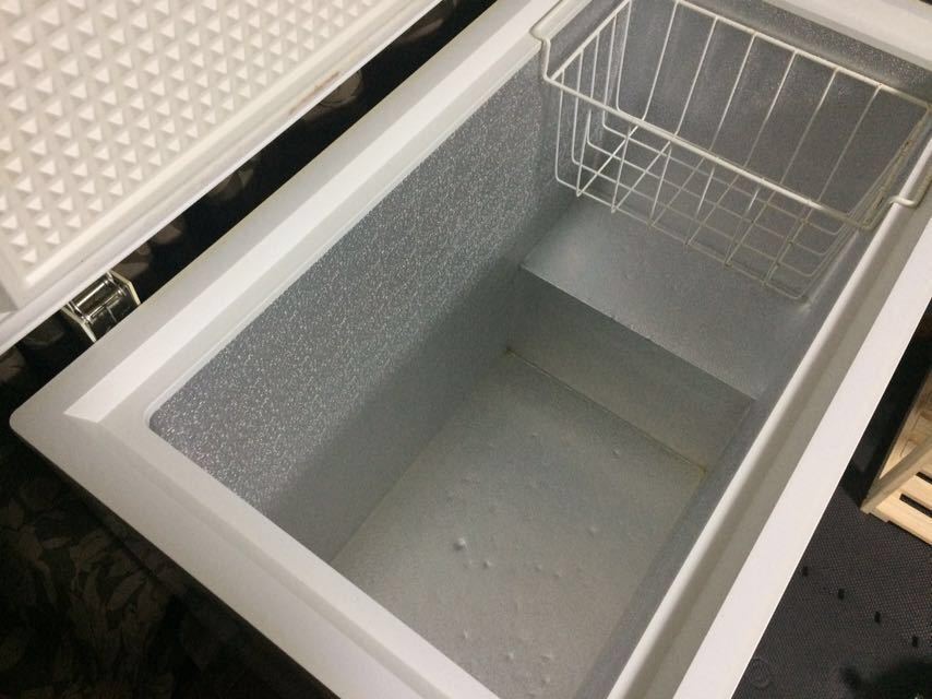 サンヨー 冷凍ストッカー 205リットル SANYO CHEST FREEZER/HF-21CG