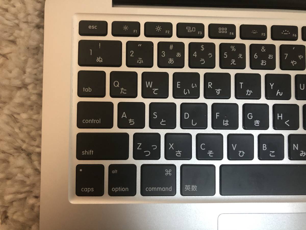 Apple MacBook Pro 13インチ シルバー (Retina， 13-inch， Mid 2014 