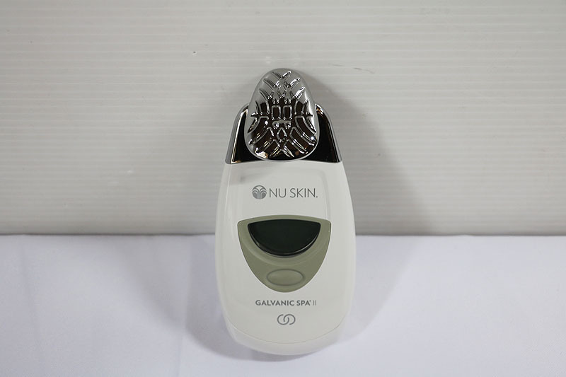 △ニュースキン genLOC ガルバニック スパ システムⅡ 中古美品 ガルバニック genLOC ニュースキン genLOC®︎ スパシステム2の商品情報｜美容・化粧品 ジェル