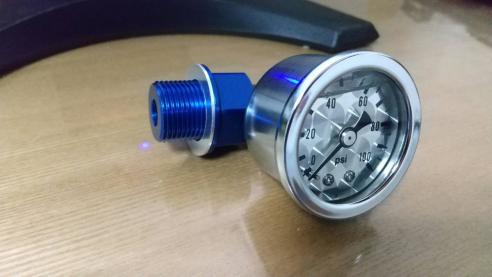 新品 マーシャルオイルCB系 100psi アナログ油圧計 CB750four K0～6