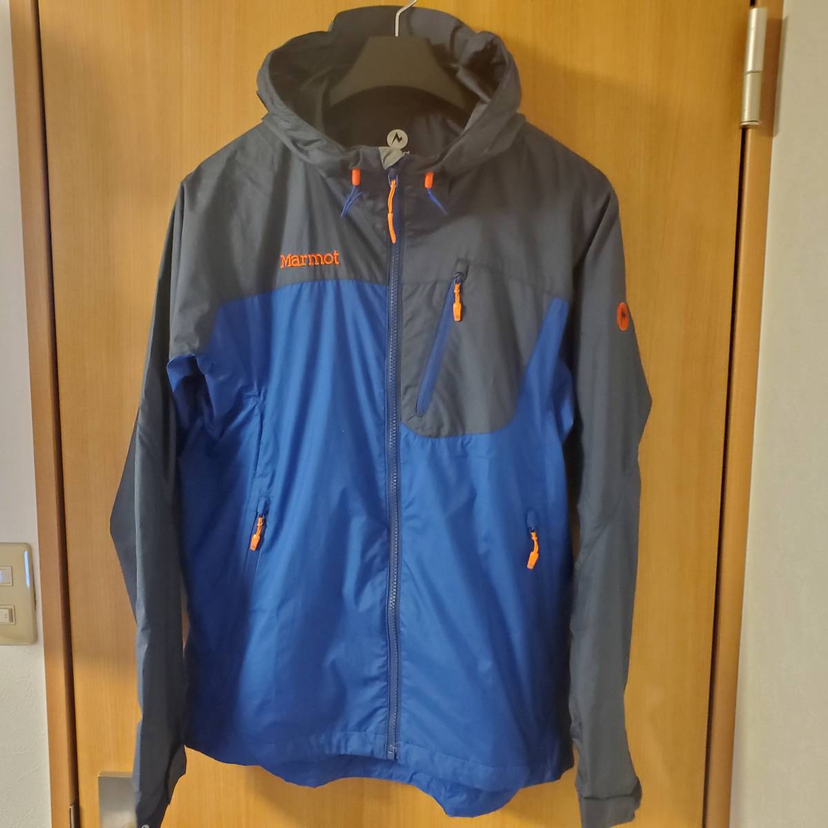 【人気定番，HOT】 正規品 大 Marmot マーモット マウンテンパーカー L(男性用)｜売買されたオークション情報、yahooの商品情報をアーカイブ公開 - オークファン 男性用