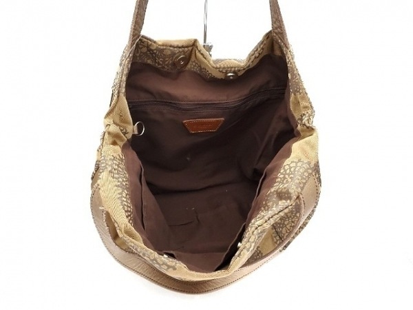 トートバッグ ラシット russet ナイロン×レザー russet(ラシット) ナイロン モノグラム レザー 総柄 新品 - Russet ネイビー ナイロンジャガード×レザー 美品 フリンジ