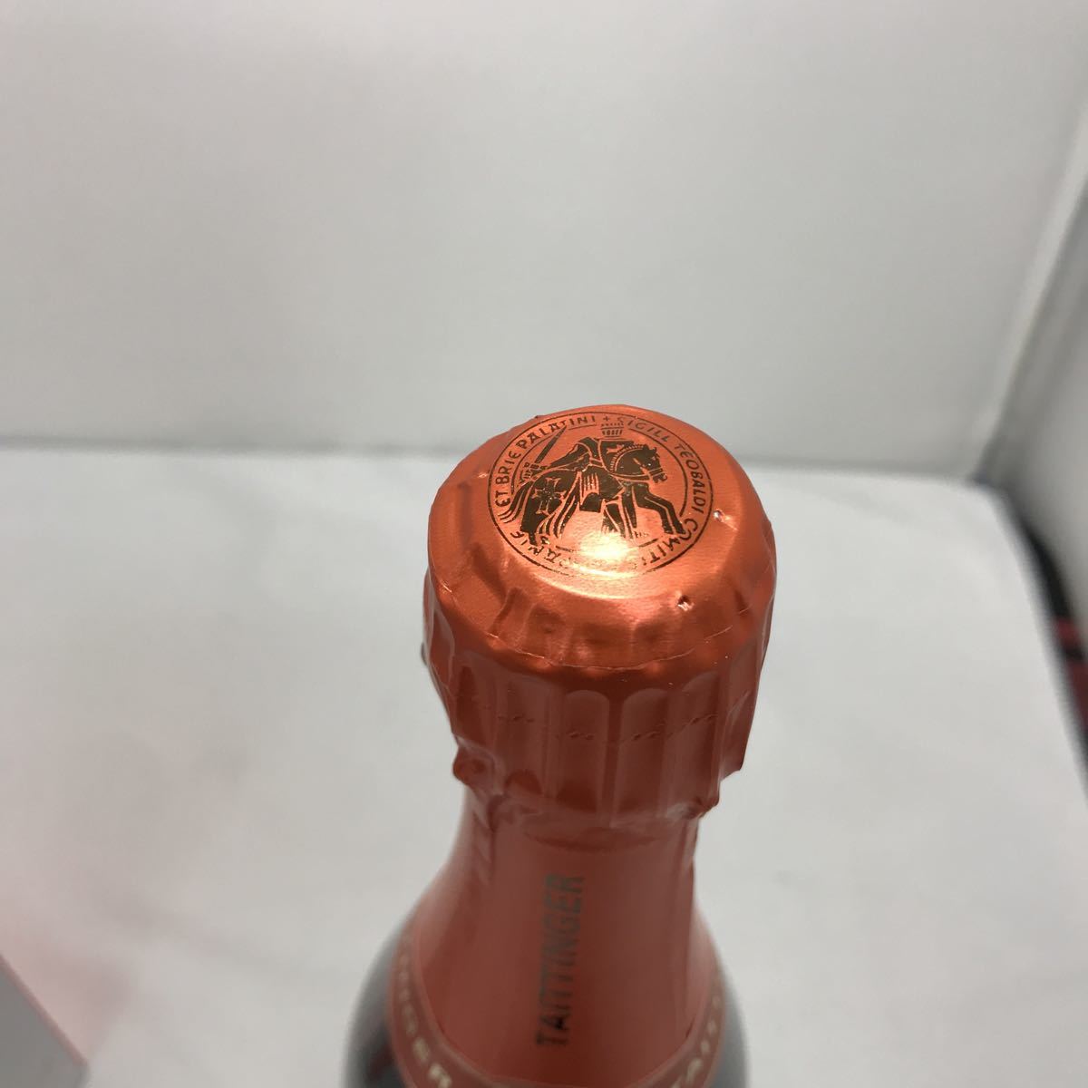 サ 未開栓　シャンパン　TATTINGER テタンジェ　レ　フォリ　ド　ラ　マルケットリー　750ml 箱付　管理tk テタンジェ シャンパン TAITTINGER シャンパン] NV ボックス
