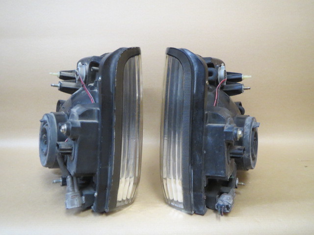 F2/ TW1/TV1サンバー ディアス後期 純正ヘッドライト左右MITUBA VC02