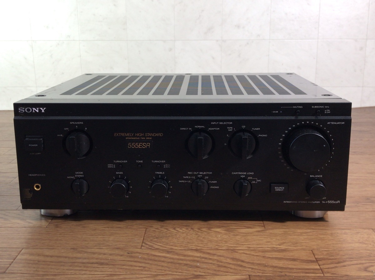 B093N018● SONY TA-F555ESR プリメインアンプ 通電確認済み ソニー