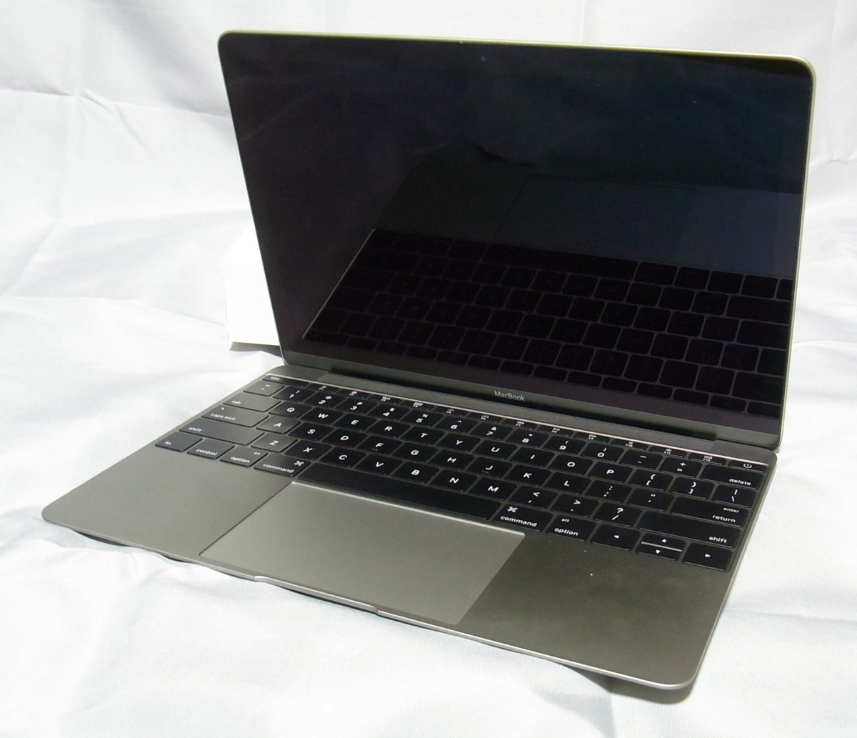 【ジャンク】MacBook A1534 本店 日本 B22104 O-1088 Apple MacBook A1534 ジャンク