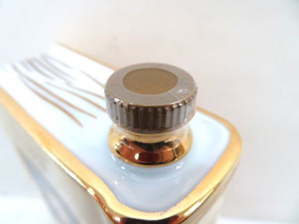 SALE,2025 古酒 CAMUS カミュ ブック グランドマスター ゴッホ ひまわり コニャック ブランデー 陶器 リモージュ 663g 箱 替え栓 未開栓 T14595N-S
