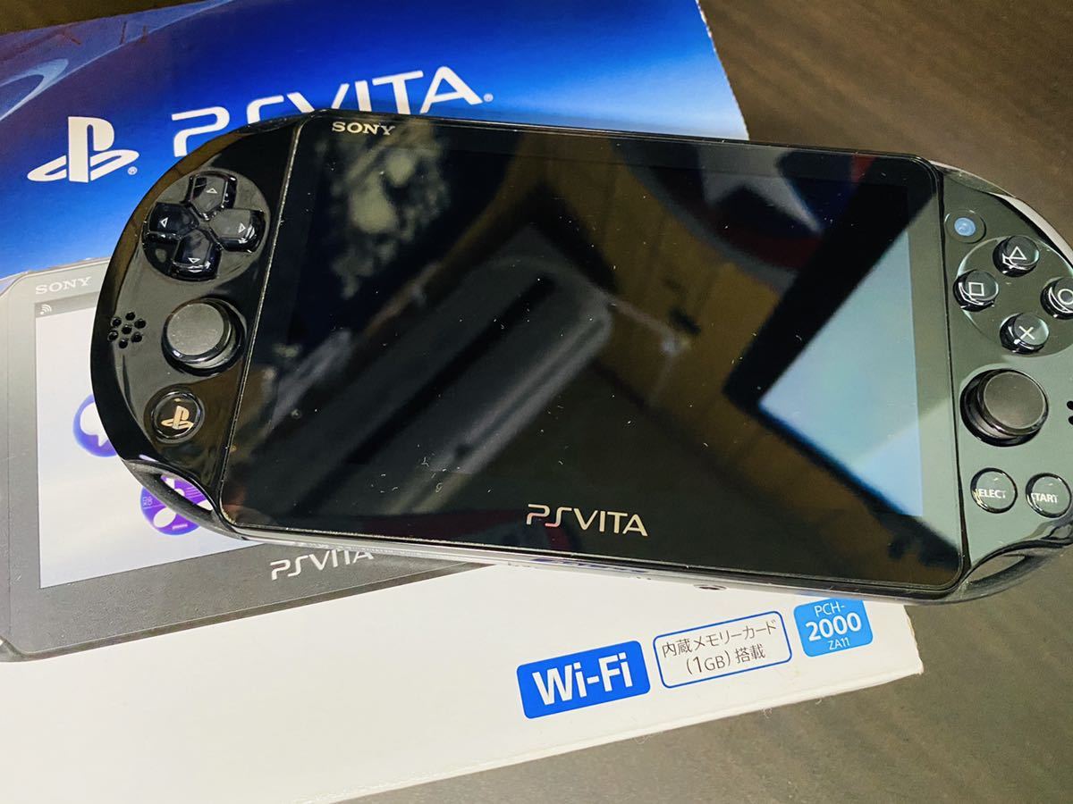 PS VITA 本体 PCH-2000 ZA11 ※8GBメモリーカード付き PS Vita 本体 Wi