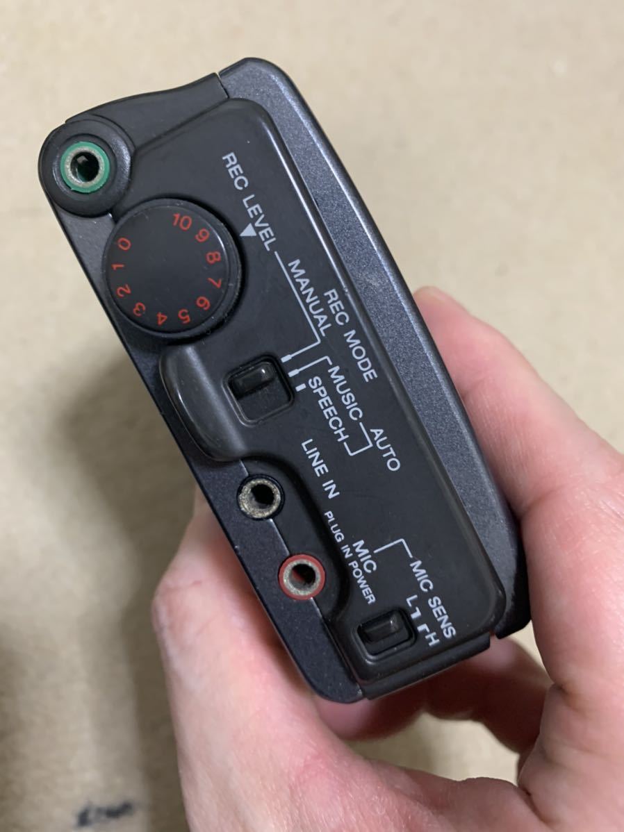 SONY DAT Walkman TCD-D7 ジャンク TCD-D7 DAT Sony Walkman Recorder Digital Audio Tape with New Just